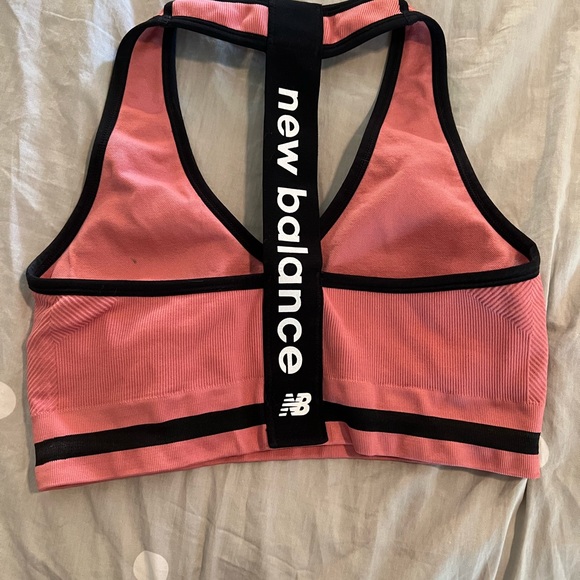 New Pink New Balance Sports Bra - Picture 1 of 3